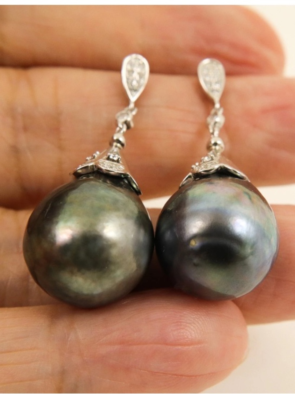 Huge 18mm Tahitian Pearl Earrings - Picture 6 of 8